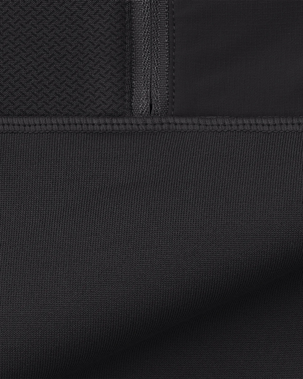 Tactical Hoodie – Outdoor Performance Layer